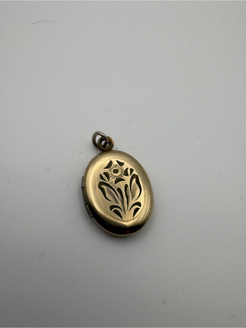 Vintage 12K Gold Filled Floral Oval Locket Pendant Women Jewelry